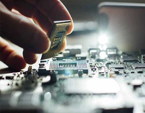 holding a processor