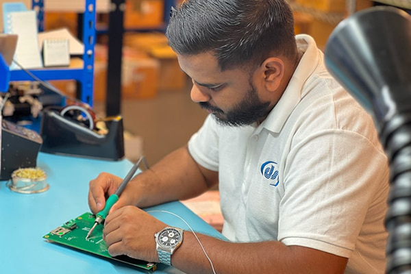 The benefits of outsourcing your electronic product proof-of-concept